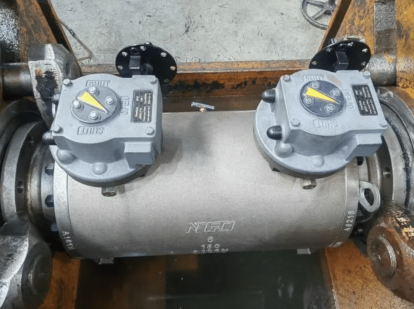 pipeline double block and bleed valve used in oil and gas pipeline isolation