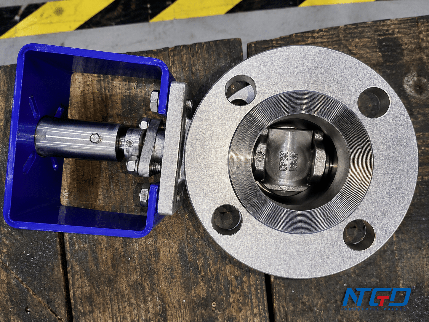 Top view of 2 inch 150LB CF8M V-port ball valve showing internal ball opening
